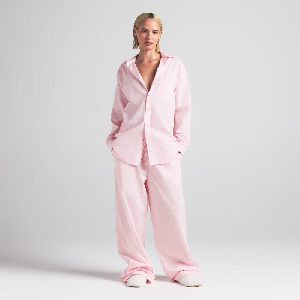 SKIMS Cotton Poplin Button Up Shirt Collared Baby Pink Oversized Sleep Shirt